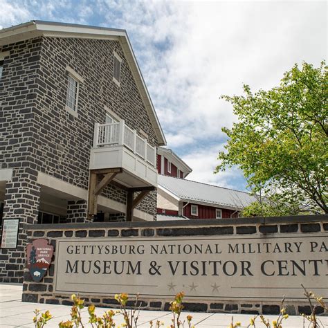 Gettysburg history museum - Visit the National Park Service Information Desk inside the Museum & Visitor Center for details on Ranger programs, battlewalks, living history and other special …